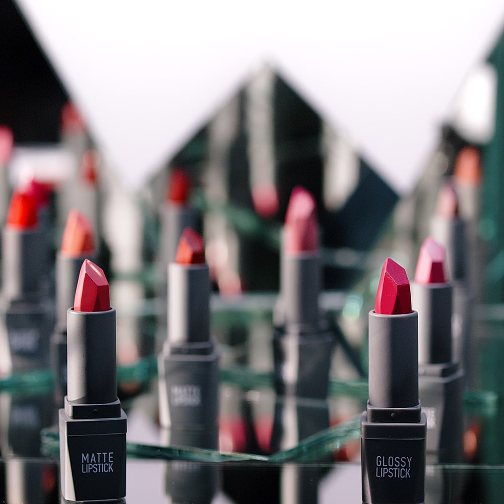 Glossy Lipstick – 324 Raspberry Marmalade