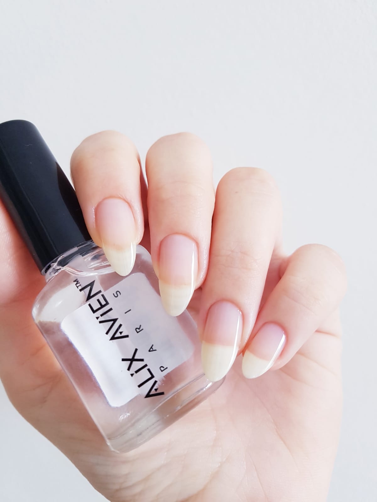 ALIX AVIEN NAIL POLISH 1