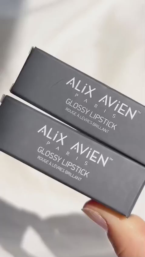 Glossy Lipstick – 301 Bright Pink