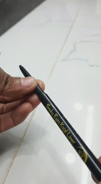 Smoky Eyes Kajal Liner