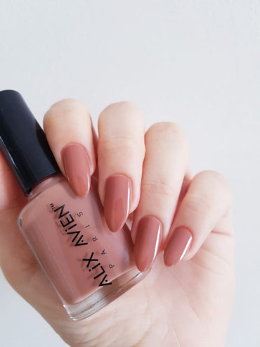 ALIX AVIEN NAIL POLISH 9