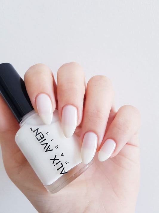 ALIX AVIEN NAIL POLISH 3